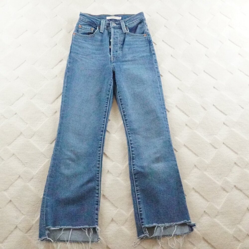 Levi's Women's Straight Leg Jeans - Blue